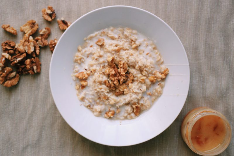 How to make oatmeal healthier and tastier