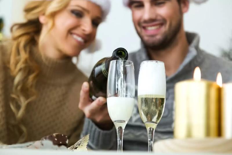 You definitely didn't know this: where did the tradition of drinking champagne on New Year's Eve come from