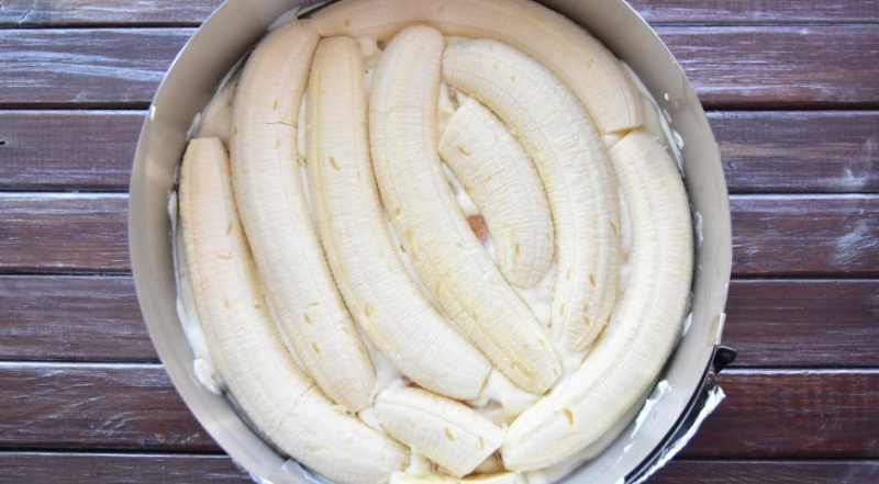 Banana cake without baking