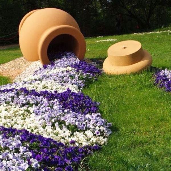 Idea for flowerbed design: 