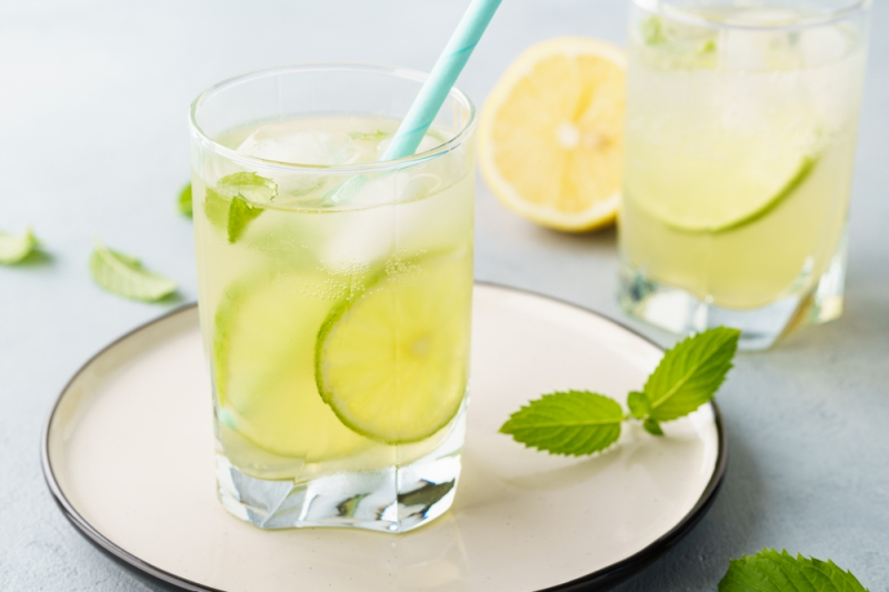 How to make real homemade lemonade in a few minutes